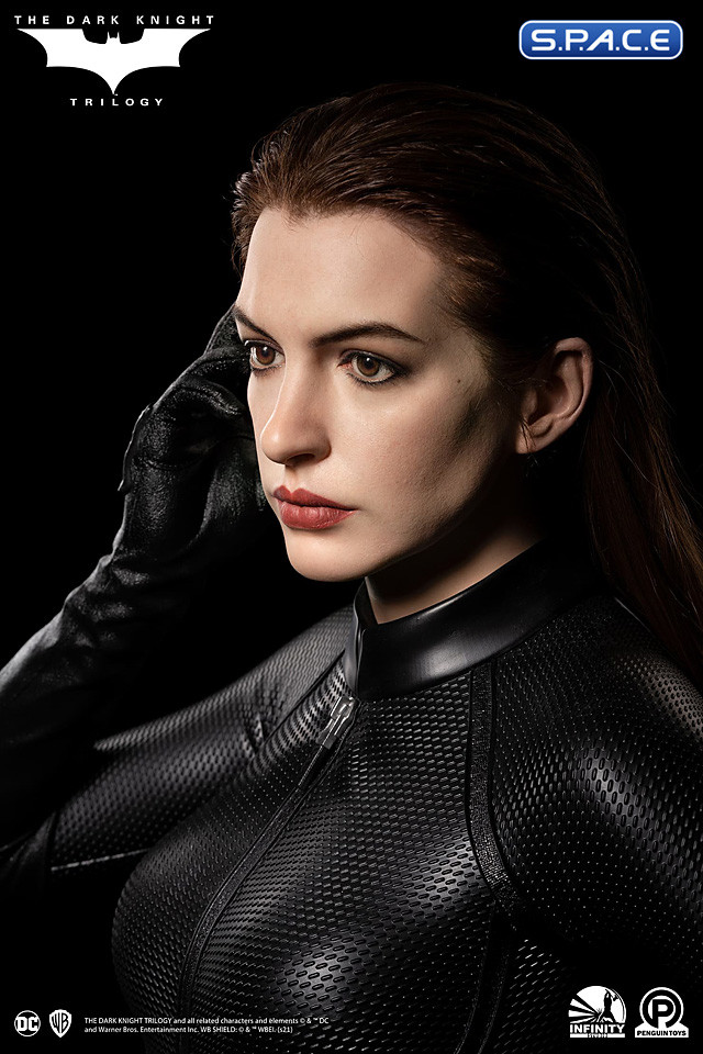 1:1 Catwoman Life-Size Bust (Batman - The Dark Knight Rises)