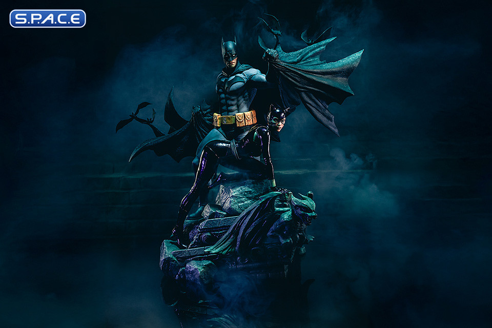 Batman & Catwoman Reunion Statue (DC Comics)