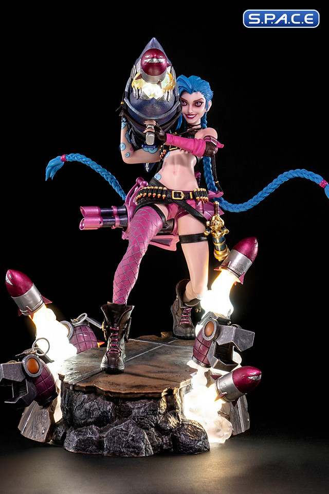 Jinx Statue (League of Legends)
