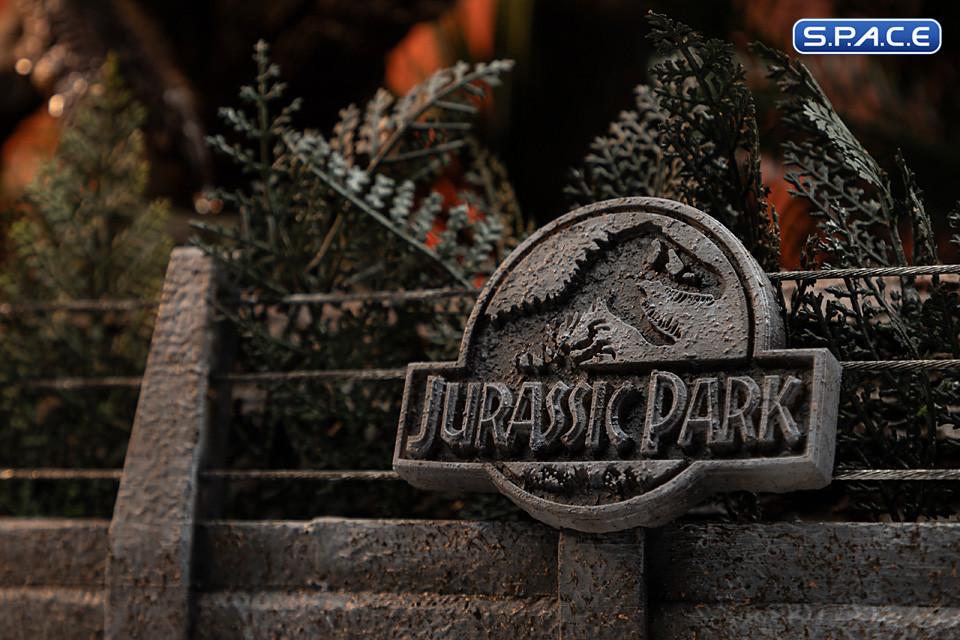 1/20 Scale T-Rex Chase Demi Art Scale Statue (Jurassic Park)