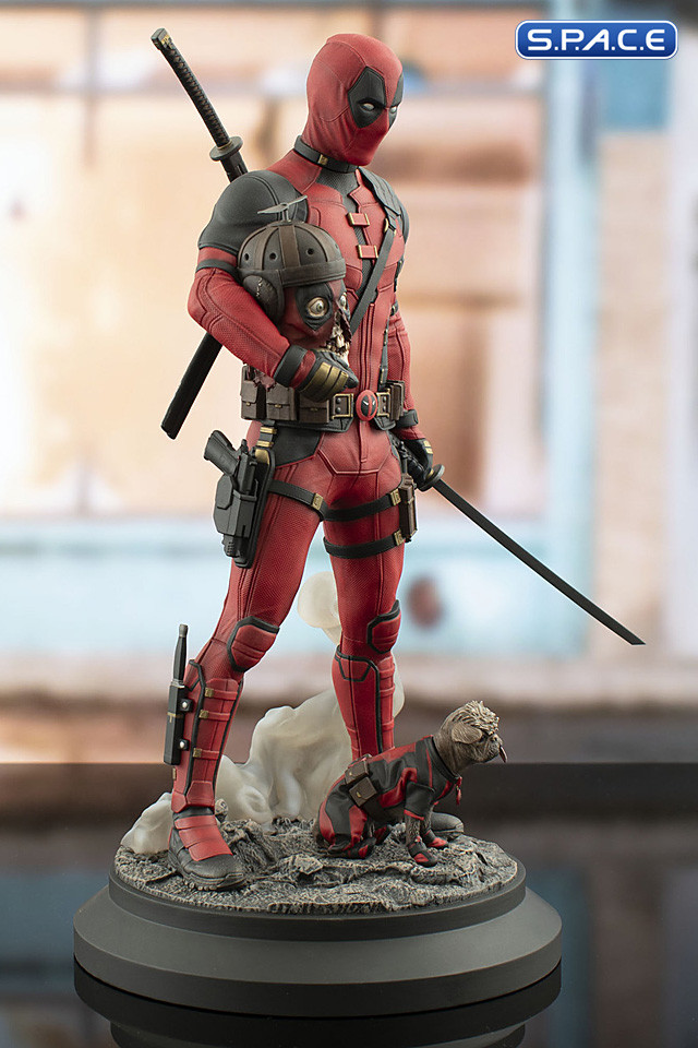 Deadpool Premier Collection Statue (Deadpool & Wolverine)