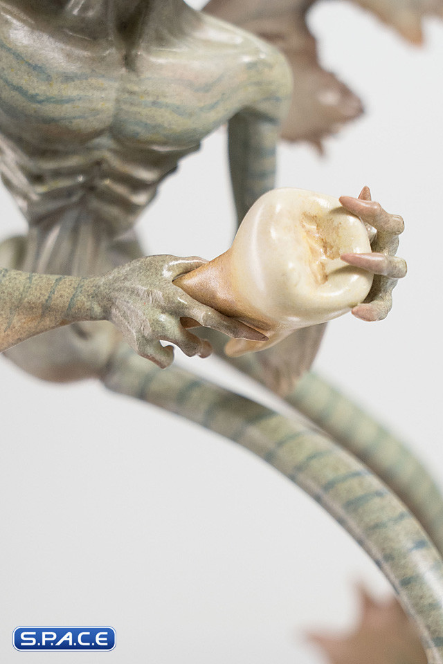 1:1 Tooth Fairy Life-Size Maquette (Hellboy II: The Golden Army)