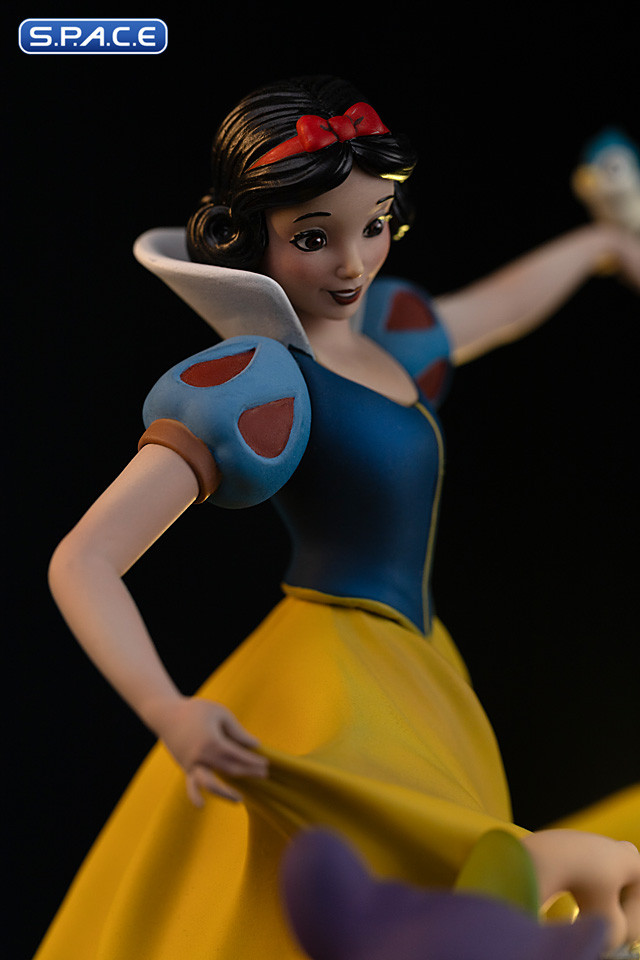 1/10 Scale Snow White Deluxe Art Scale Statue (Snow White and the Seven Dwarfs)