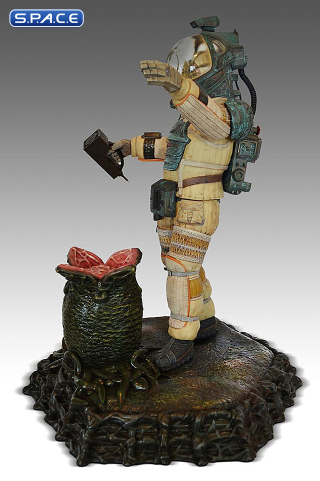 Officer Kane Statue (Alien)