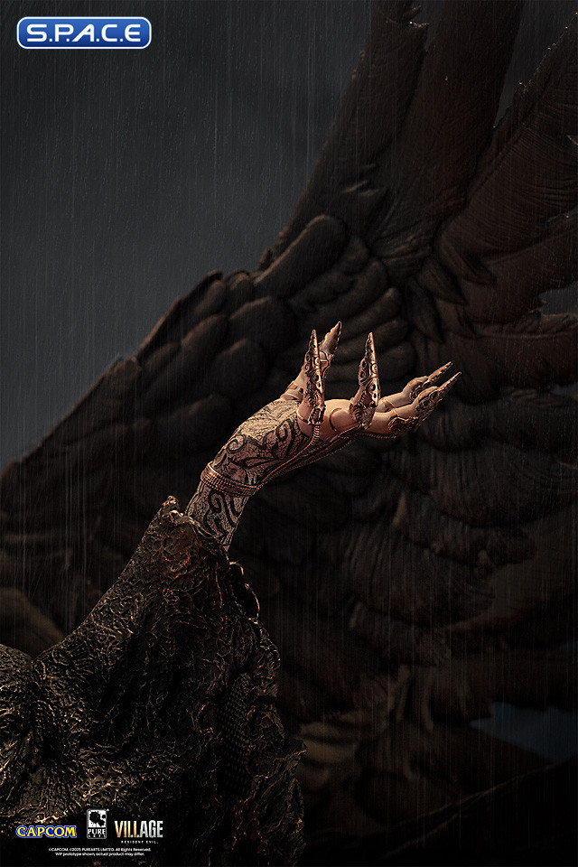 Mother Miranda Statue (Resident Evil Village)