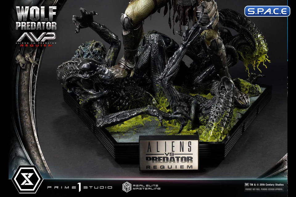 1/3 Scale Wolf Predator Real Elite Masterline Statue (Alien vs. Predator: Requiem)