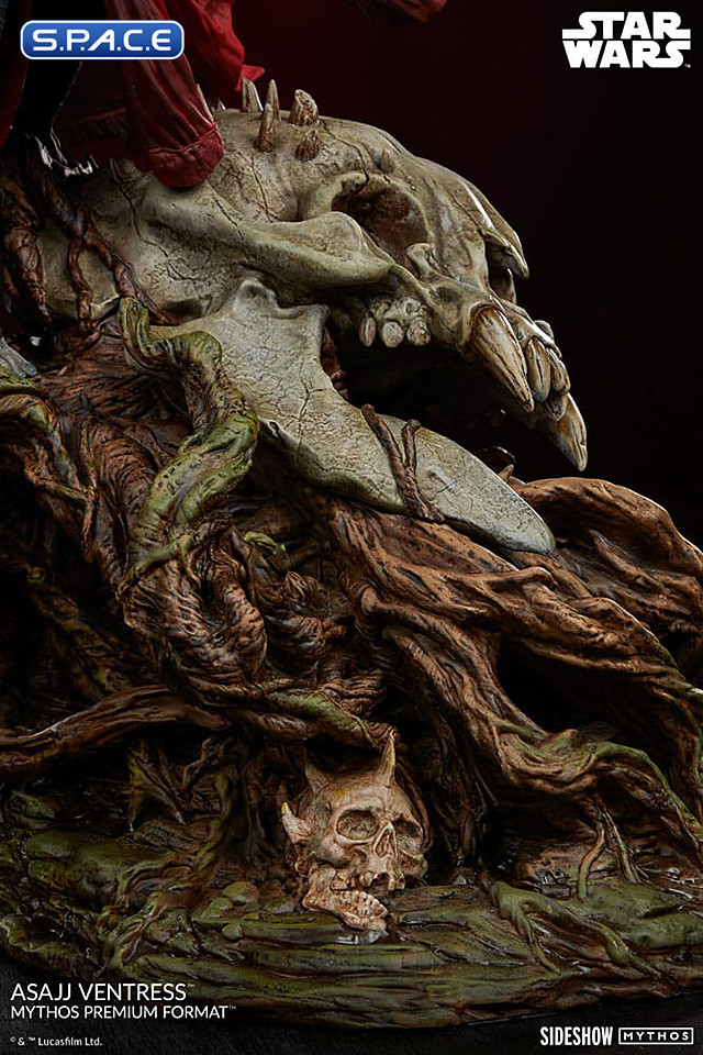 Asajj Ventress Mythos Premium Format Figure (Star Wars)