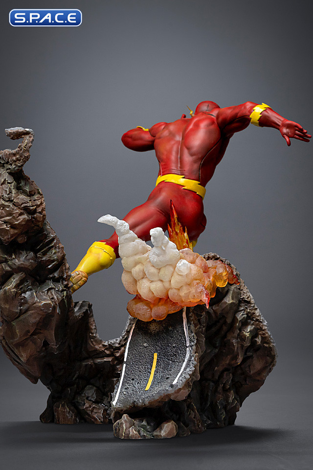 1/10 Scale Flash Art Scale Statue (DC Comics)