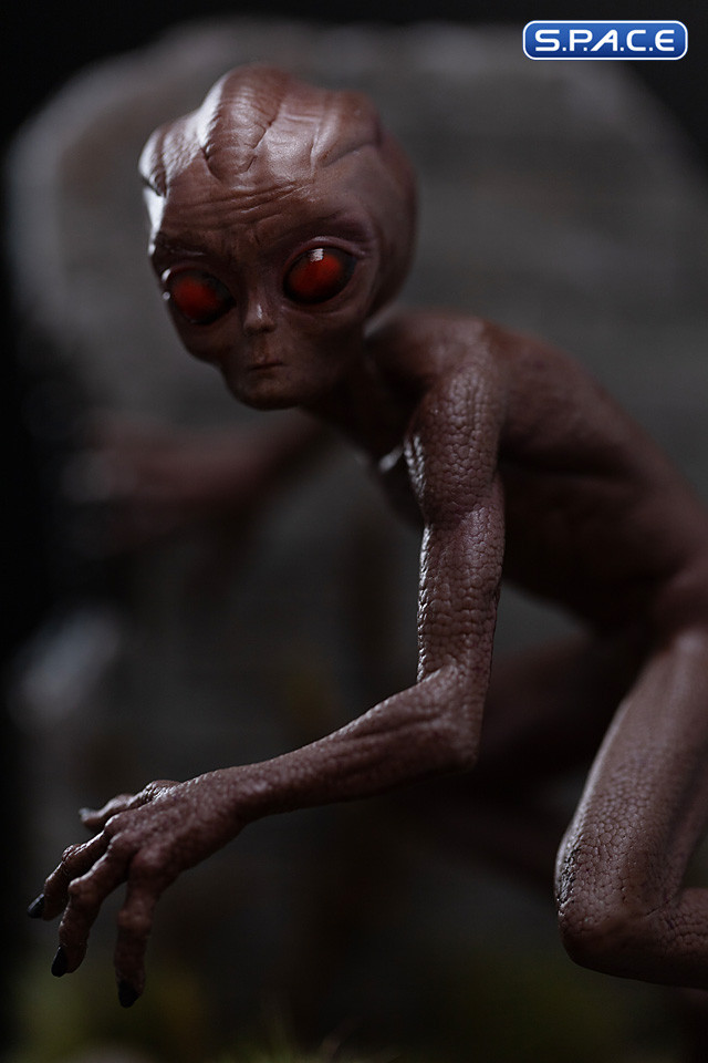 1/10 Scale ET Varginha I Want to Believe Art Scale Statue