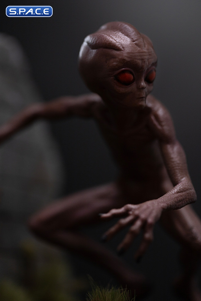 1/10 Scale ET Varginha I Want to Believe Art Scale Statue