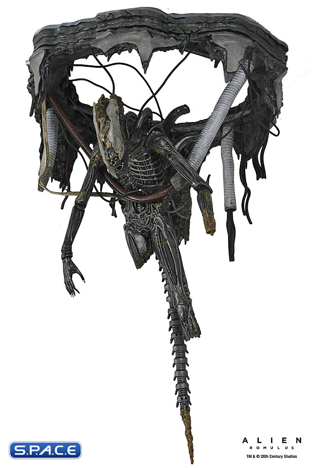 Deluxe Suspended Lab Xenomorph XX121 (Alien: Romulus)
