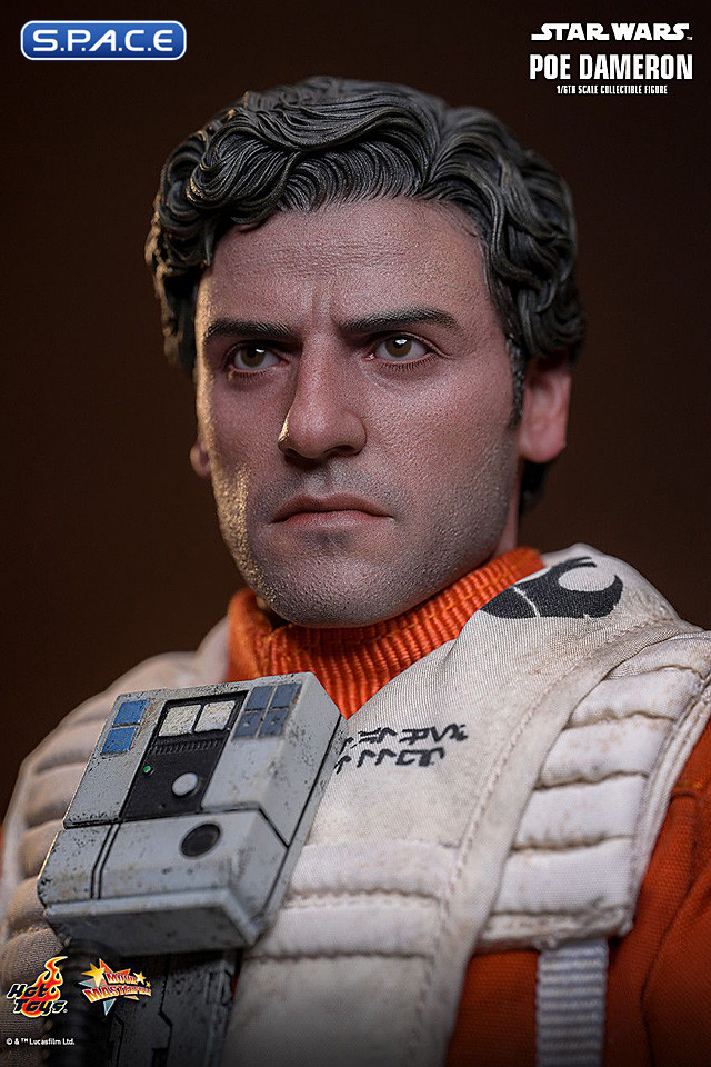 1/6 Scale Poe Dameron Movie Masterpiece MMS806 (Star Wars: The Force Awakens)