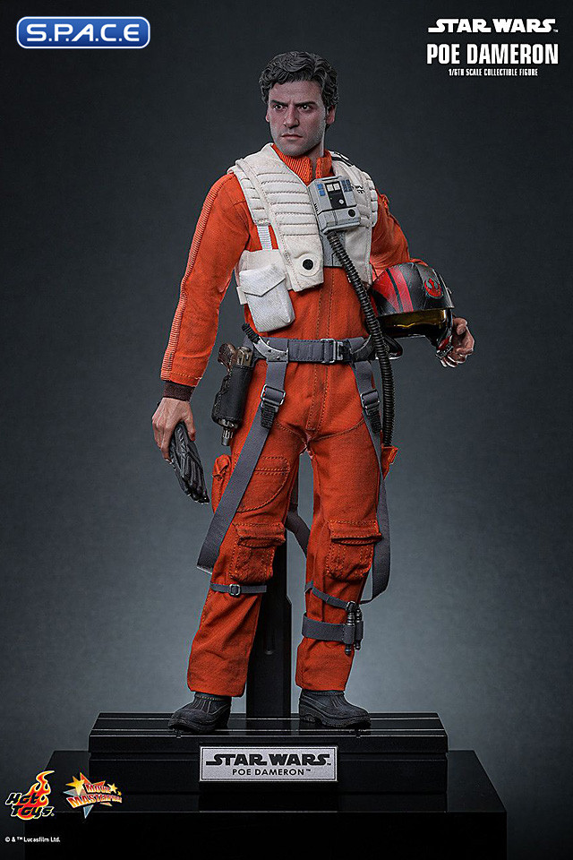 1/6 Scale Poe Dameron Movie Masterpiece MMS806 (Star Wars: The Force Awakens)