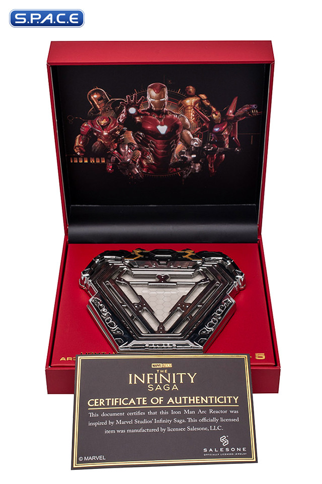Iron Man RT-5 Arc Reactor Light-Up Pin (Avengers)