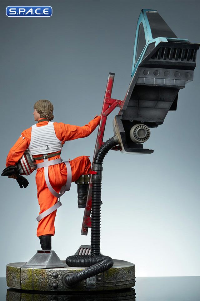 Luke Skywalker & X-Wing Red Five, Standing By Premium Format Figure (Star Wars)