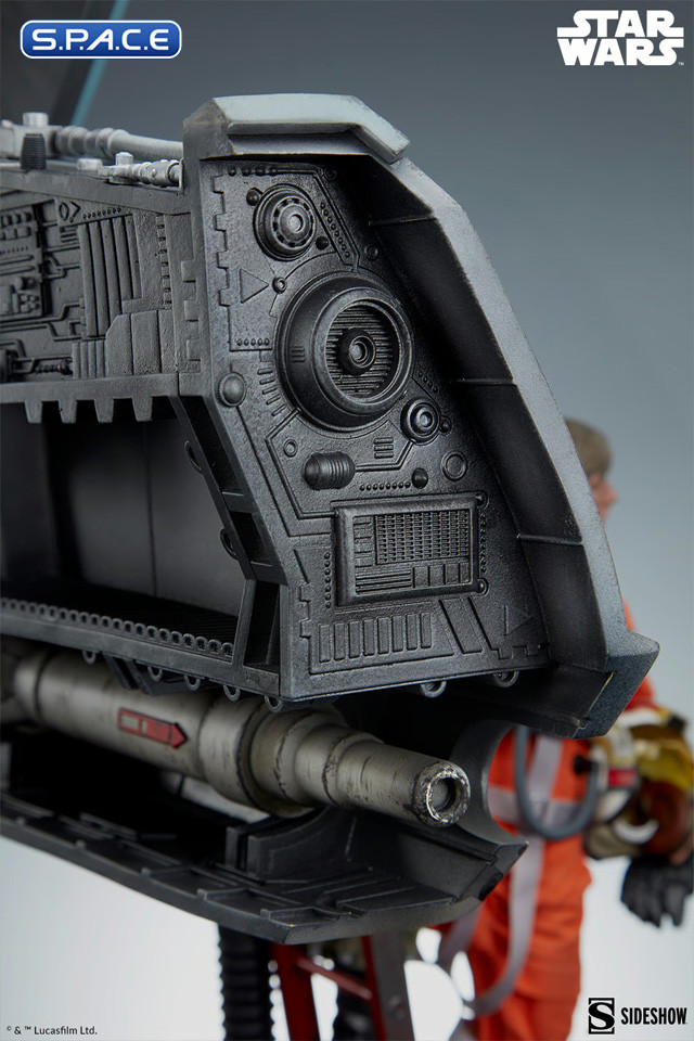 Luke Skywalker & X-Wing Red Five, Standing By Premium Format Figure (Star Wars)