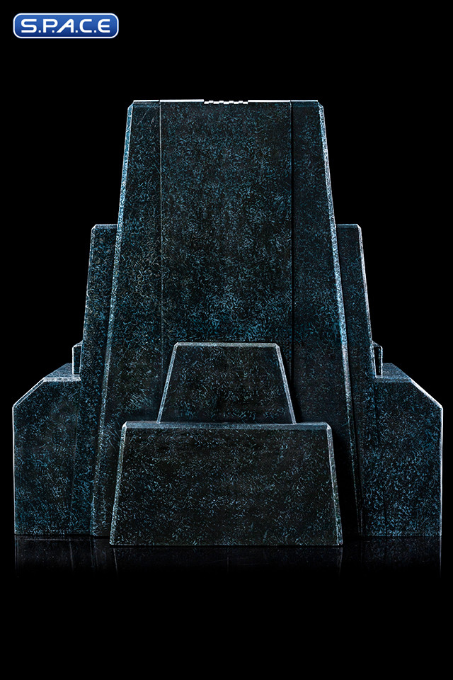 1/10 Scale Darth Vader on Throne Art Scale Statue (Star Wars)