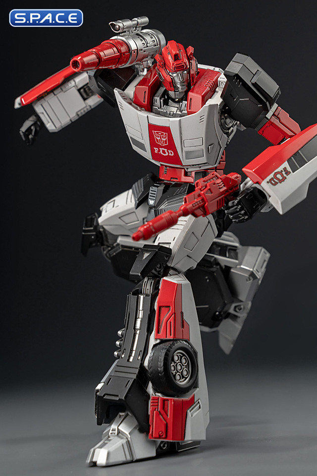 Red Alert MDLX Collectible Figure (Transformers)