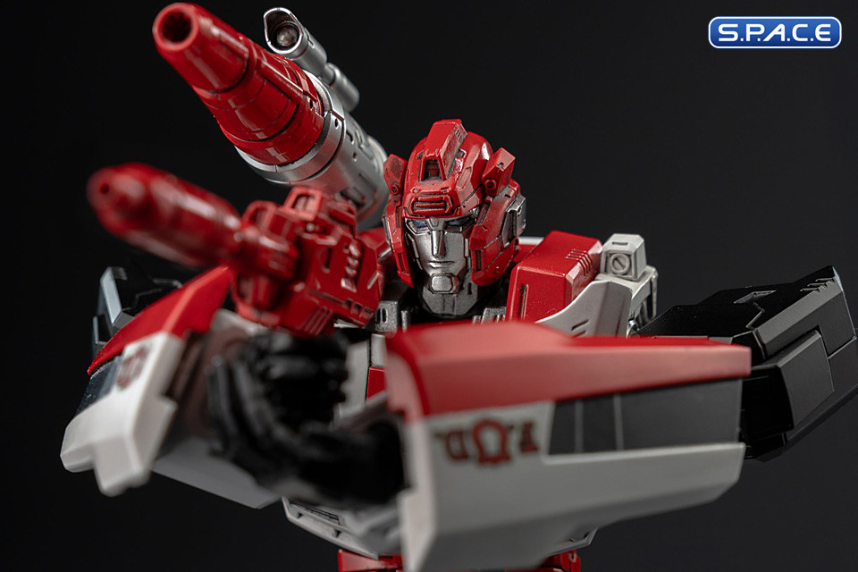 Red Alert MDLX Collectible Figure (Transformers)