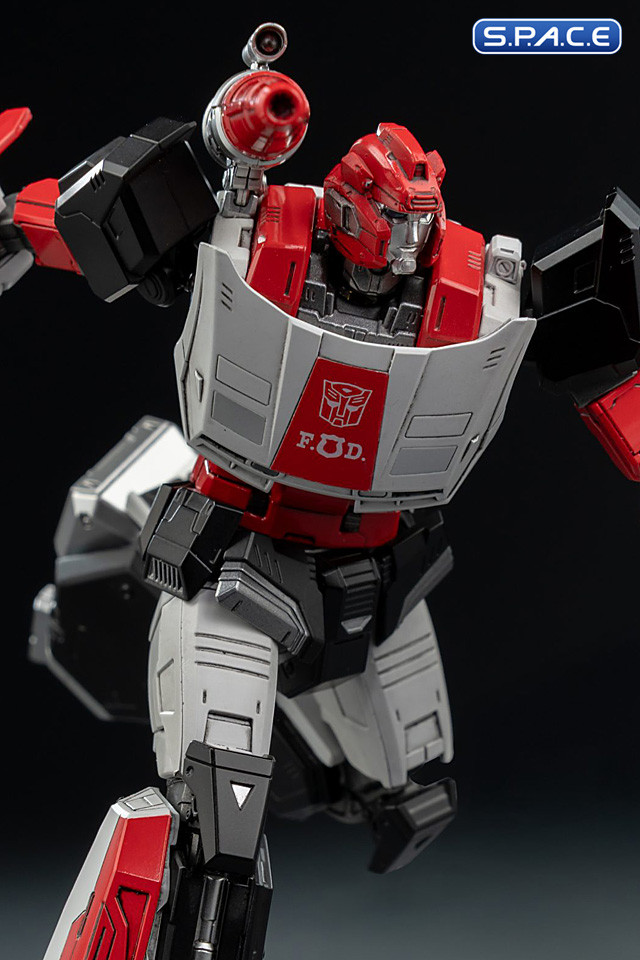 Red Alert MDLX Collectible Figure (Transformers)