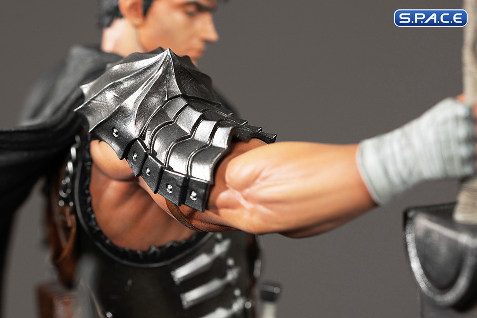 1/8 Scale Guts PVC Statue (Berserk)