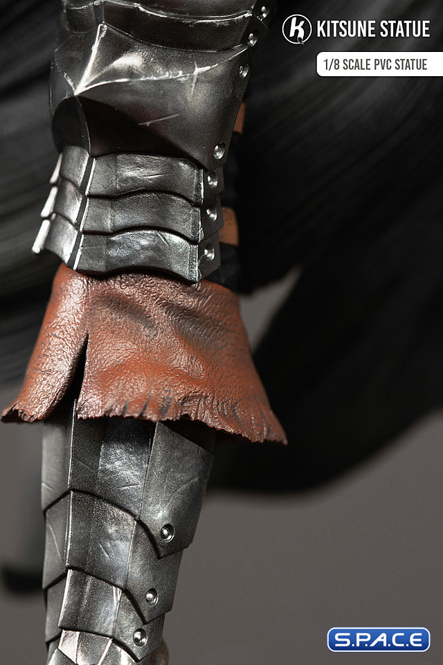 1/8 Scale Guts PVC Statue (Berserk)