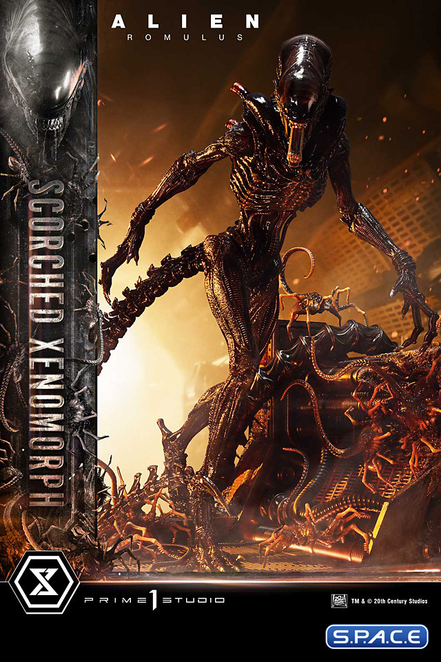 1/3 Scale Scorched Xenomorph Museum Masterline XL Statue (Alien: Romulus)