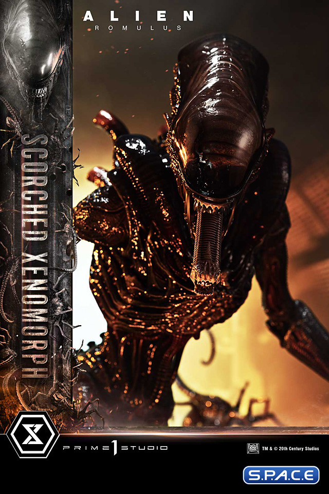 1/3 Scale Scorched Xenomorph Museum Masterline XL Statue (Alien: Romulus)