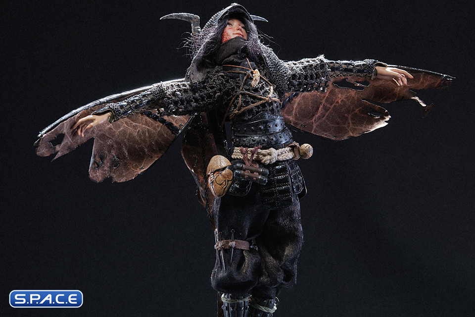 1/6 Scale Owlet Moth (Myriads of Faces)