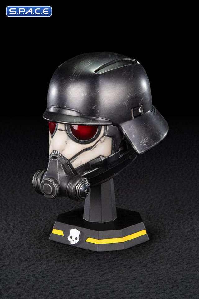 1/4 Scale Field Chemist Helmet Replica (Helldivers 2)
