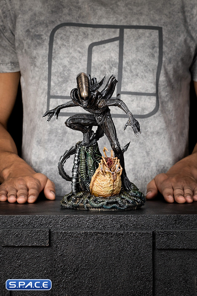 1/10 Scale Alien Big Chap Art Scale Statue (Alien)