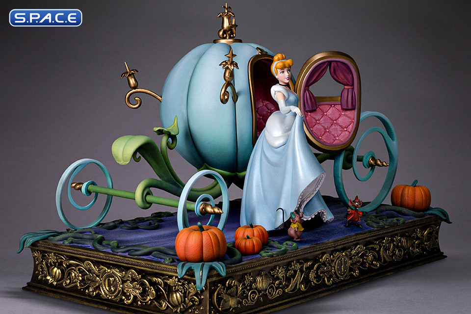 1/10 Scale Cinderella Deluxe Art Scale Statue (Disney)