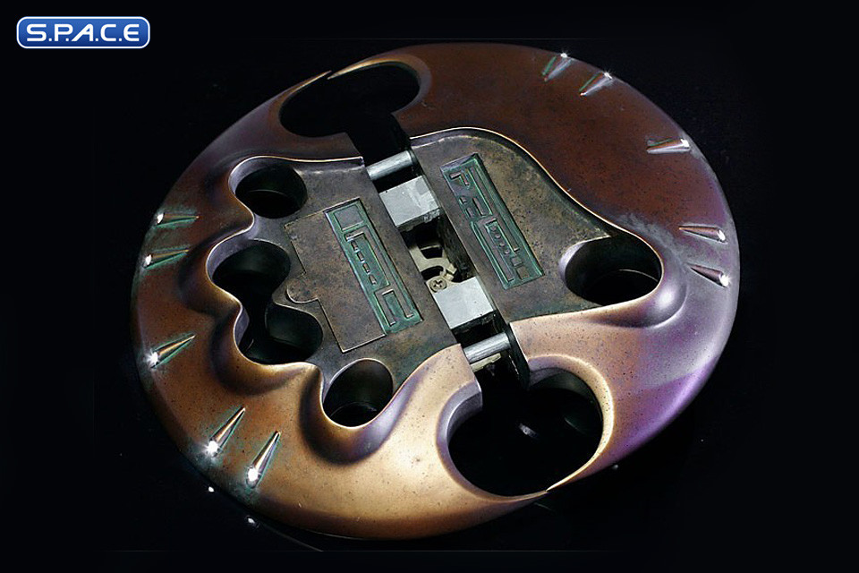 1:1 Smart Disc Life-Size Replica (Predator 2)