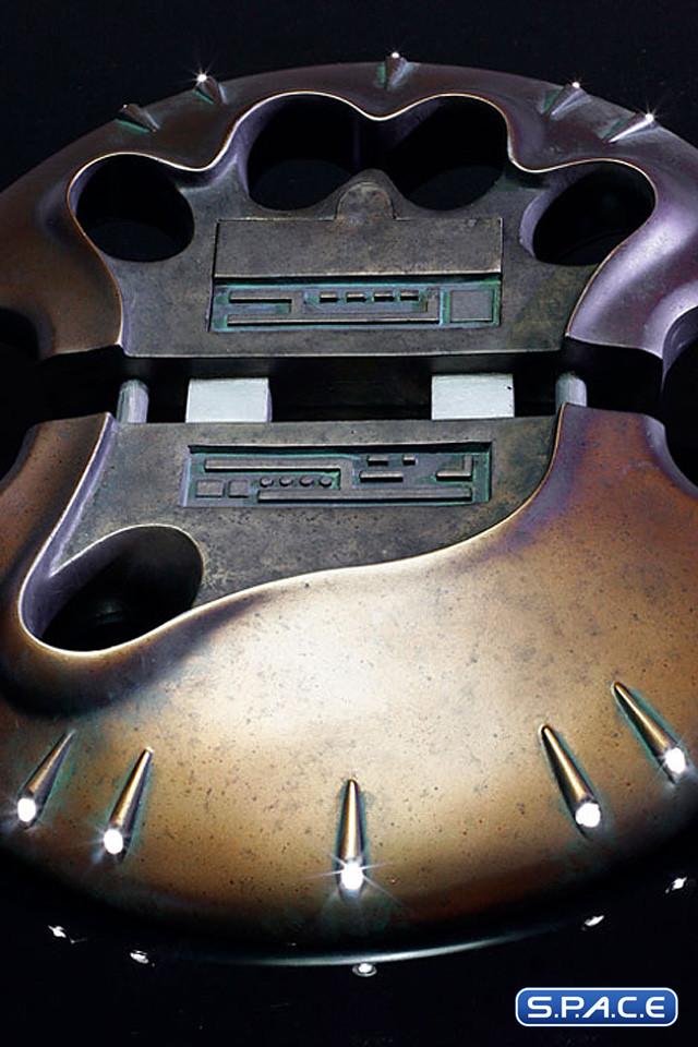 1:1 Smart Disc Life-Size Replica (Predator 2)