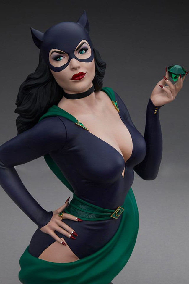 Catwoman Bust (DC Comics)