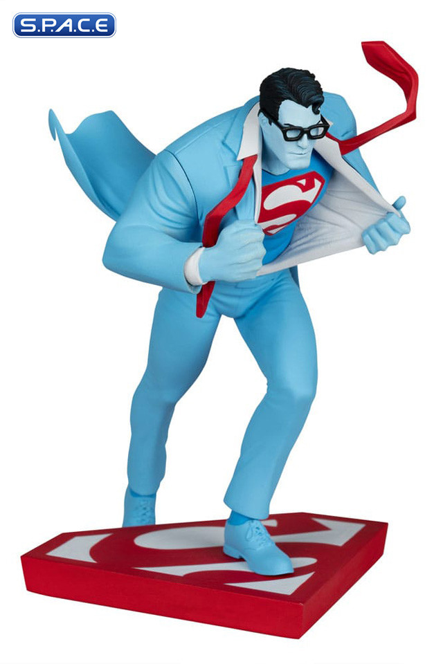 Superman red & blue Statue by Clayton Henry (DC Comics)