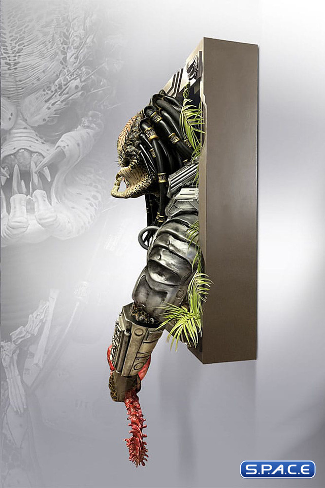 1:1 Predator Life-Size Wall Sculpture (Predator)