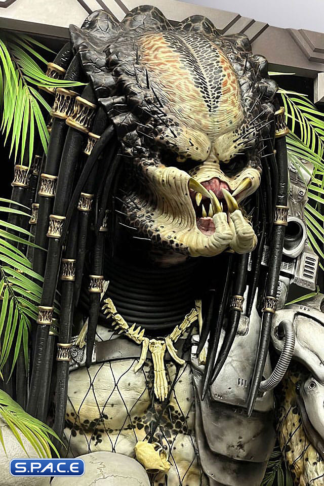 1:1 Predator Life-Size Wall Sculpture (Predator)