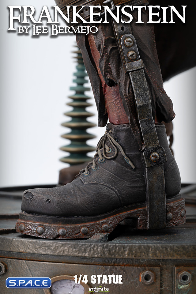 Frankensteins Monster Statue by Lee Bermejo