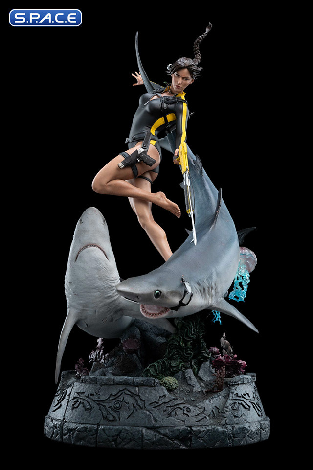 Lara Croft Quest for Avalon Statue (Tomb Raider)