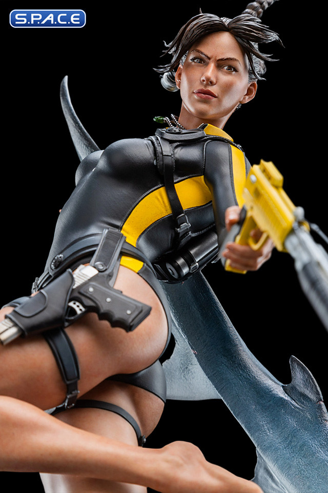 Lara Croft Quest for Avalon Statue (Tomb Raider)