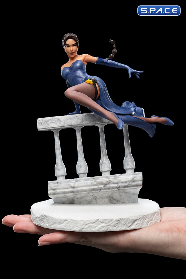 Lara Croft A Deal at the Opera Mini-Statue (Tomb Raider)