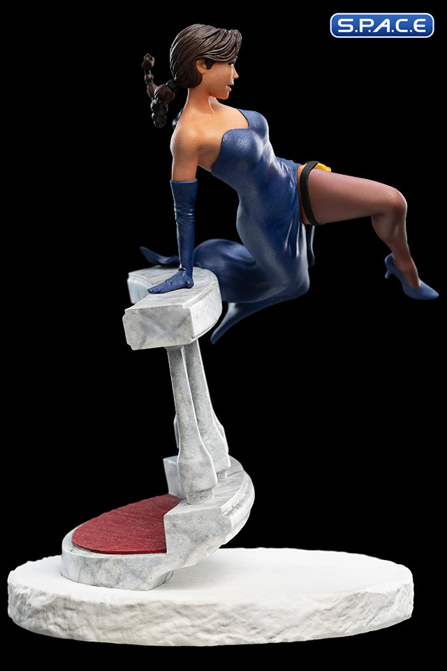 Lara Croft A Deal at the Opera Mini-Statue (Tomb Raider)