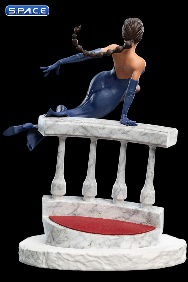 Lara Croft A Deal at the Opera Mini-Statue (Tomb Raider)