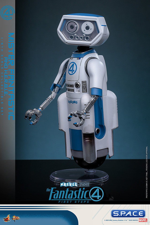 1/6 Scale Mister Fantastic & H.E.R.B.I.E. Deluxe Version Movie Masterpiece MMS822 (The Fantastic Four: First Steps)