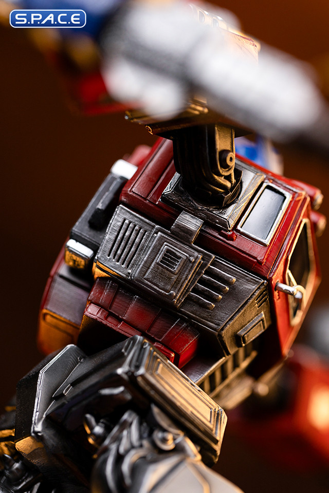 1/20 Scale Optimus Prime Demi Art Scale Statue (Transformers)