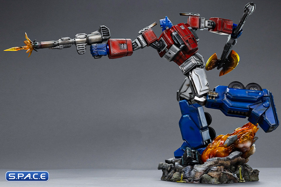 1/20 Scale Optimus Prime Demi Art Scale Statue (Transformers)