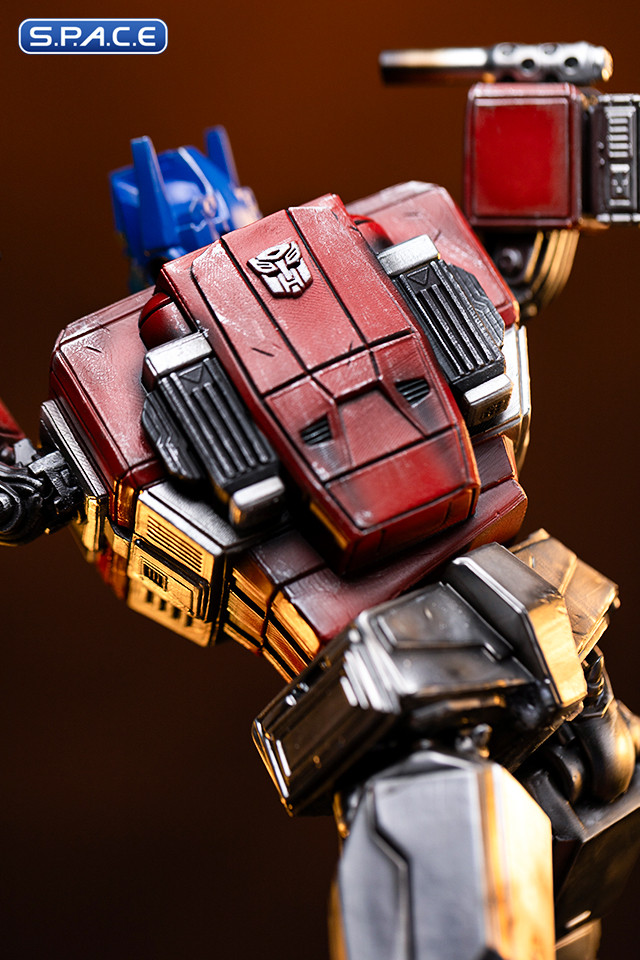 1/20 Scale Optimus Prime Demi Art Scale Statue (Transformers)