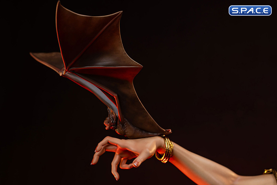 1/2 Scale Vampirella Statue (Vampirella)