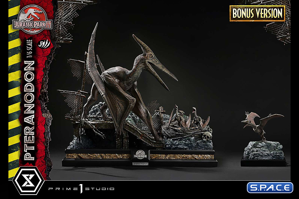 1/6 Scale Pteranodon Legacy Museum Collection Statue - Bonus Version (Jurassic Park III)